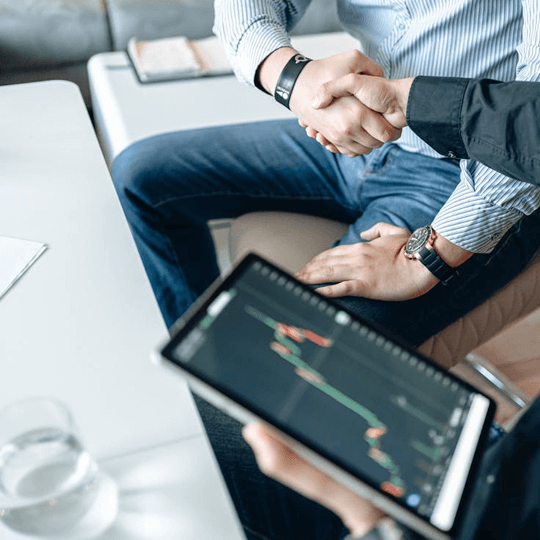 PrimeAura - Equipa de especialistas em criptomoeda